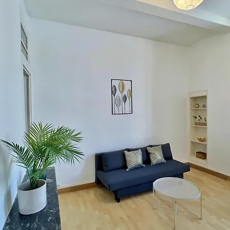 Wonderhost, Les Volumes De Margot En Hypercentre Apartment Pau